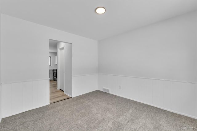 23520 Rockingham Street, Southfield, MI 48033