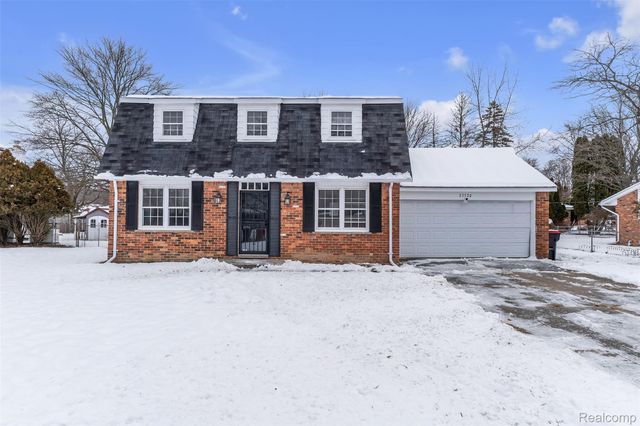 23520 Rockingham Street, Southfield, MI 48033