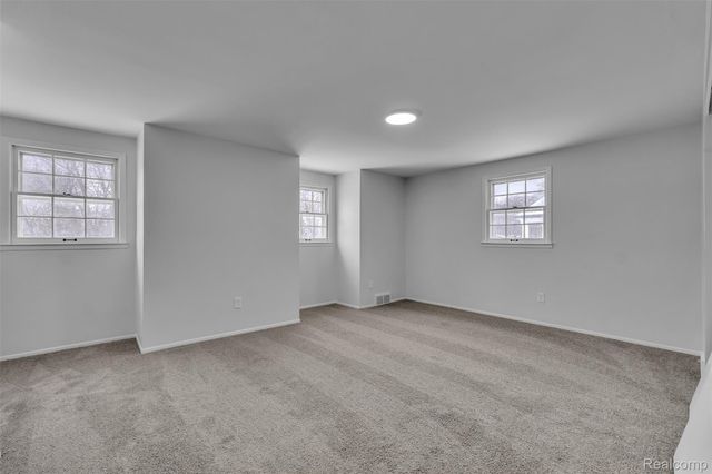 23520 Rockingham Street, Southfield, MI 48033