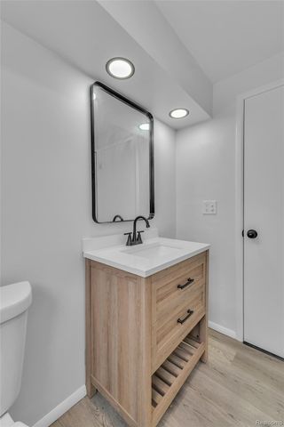 23520 Rockingham Street, Southfield, MI 48033