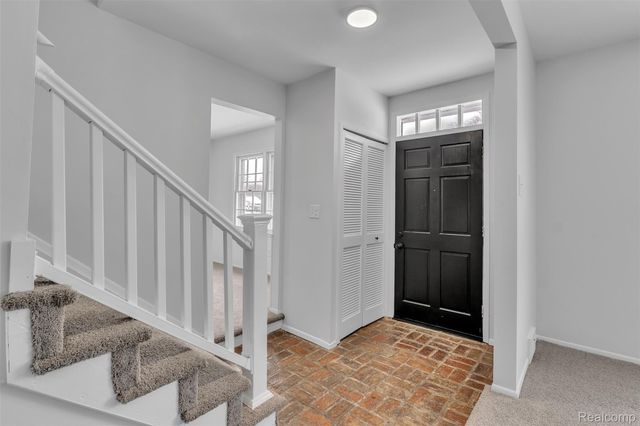 23520 Rockingham Street, Southfield, MI 48033