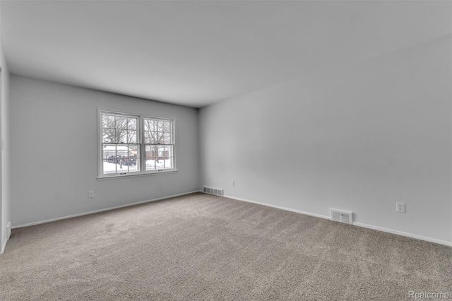 23520 Rockingham Street, Southfield, MI 48033