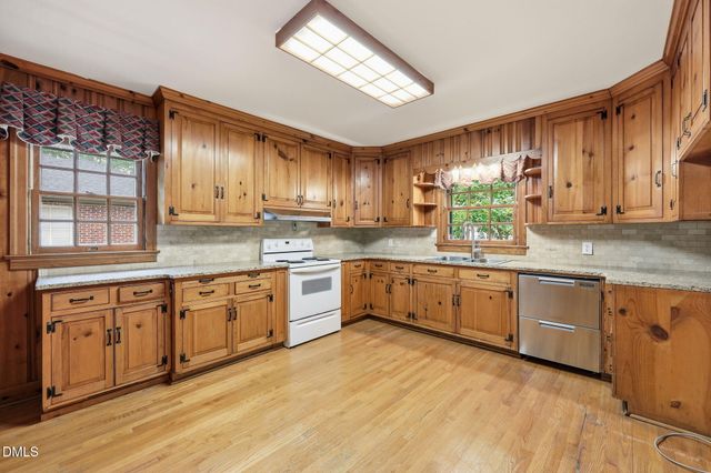 212 Hillcrest Drive, Oxford, NC 27565
