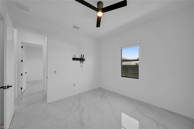 3009 SW 16th PL, Cape Coral, FL 33914