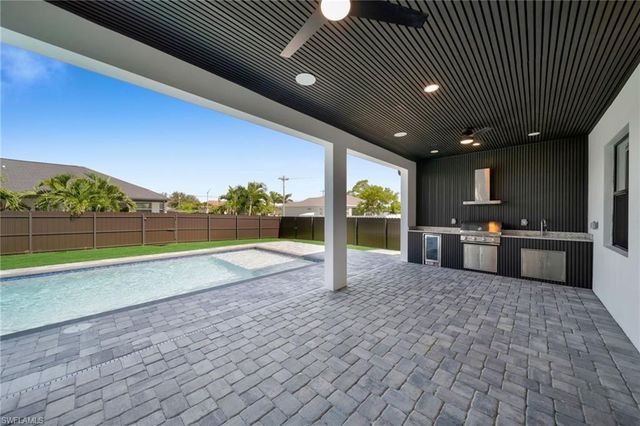 3009 SW 16th PL, Cape Coral, FL 33914