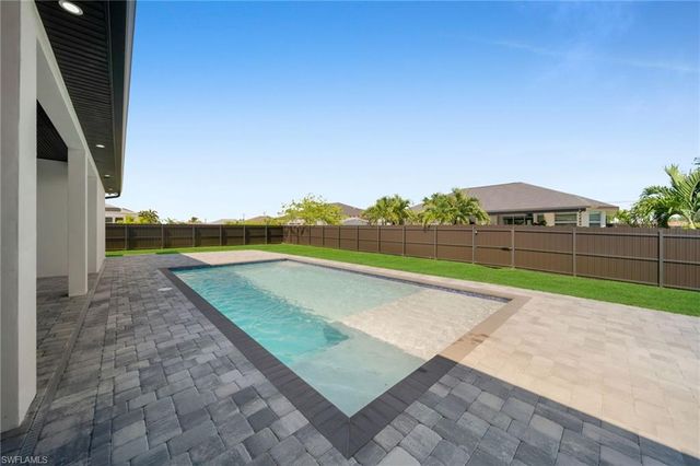 3009 SW 16th PL, Cape Coral, FL 33914