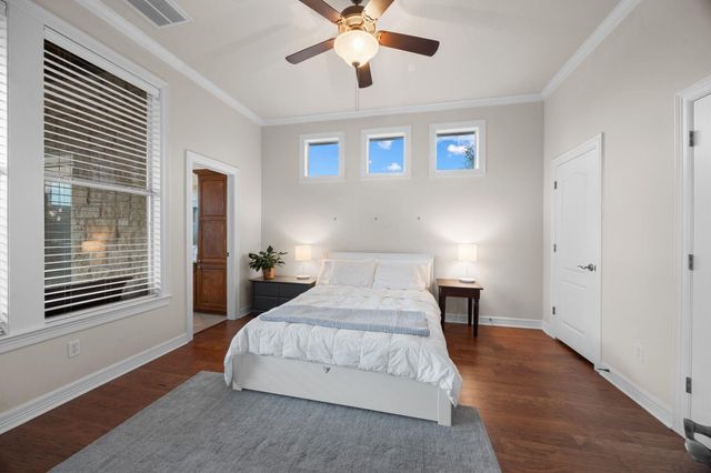 204 Goldridge DR, Georgetown, TX 78633