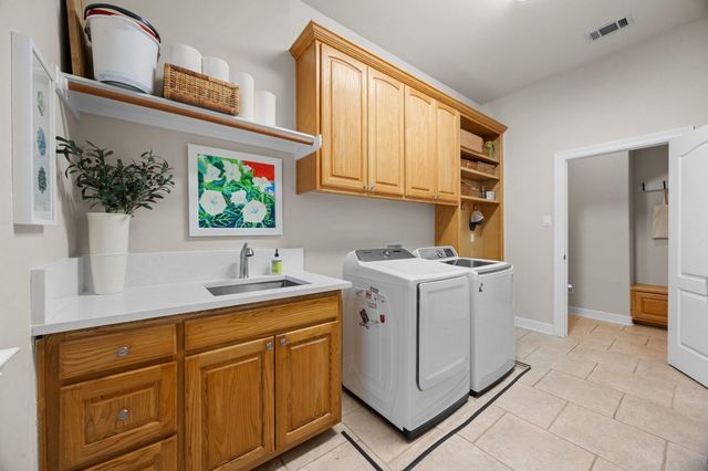 204 Goldridge DR, Georgetown, TX 78633