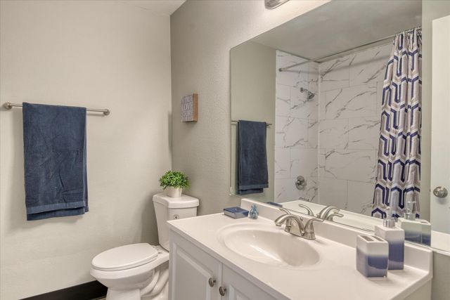 12411 W 9th St, Airway Heights, WA 99001
