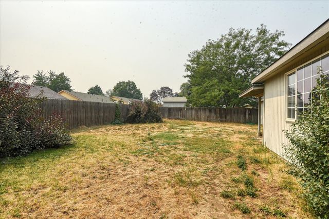 12411 W 9th St, Airway Heights, WA 99001