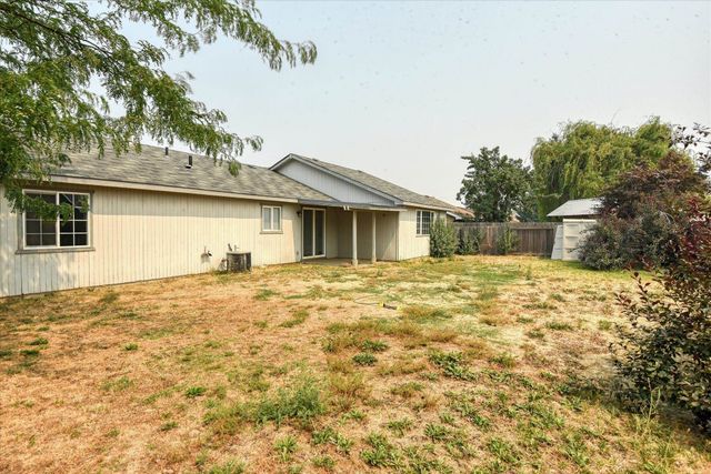 12411 W 9th St, Airway Heights, WA 99001