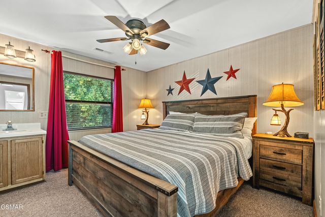 1839 Zurich Court, Gatlinburg, TN 37738