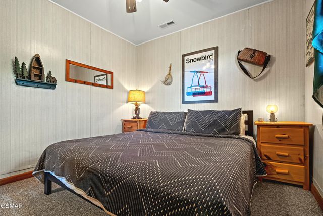 1839 Zurich Court, Gatlinburg, TN 37738