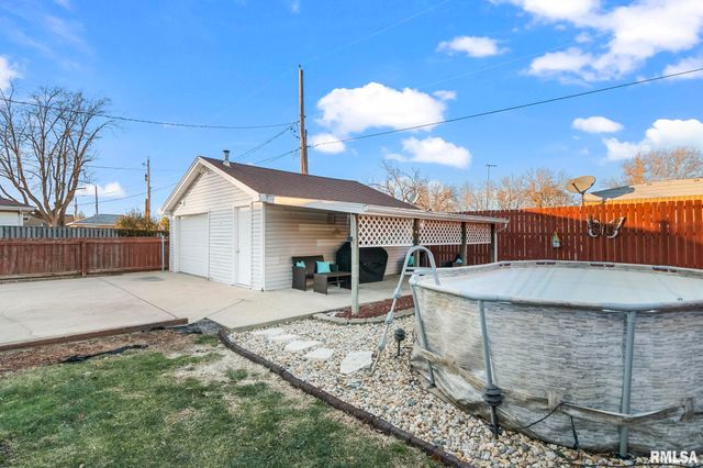 53 ROSARIA Road, Springfield, IL 62702