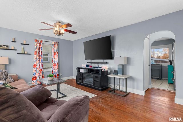 53 ROSARIA Road, Springfield, IL 62702