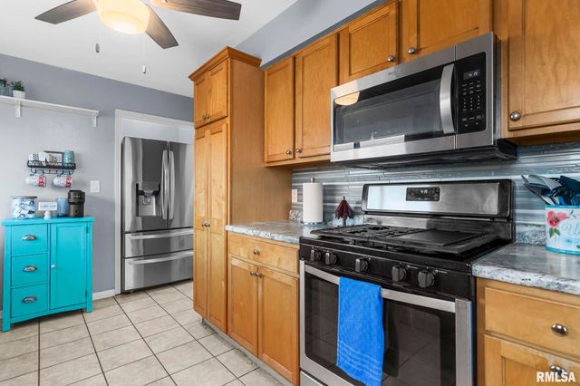 53 ROSARIA Road, Springfield, IL 62702