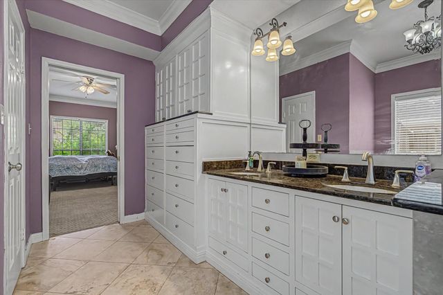 410 Crestwood Drive, El Lago, TX 77586