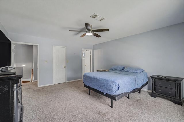 410 Crestwood Drive, El Lago, TX 77586