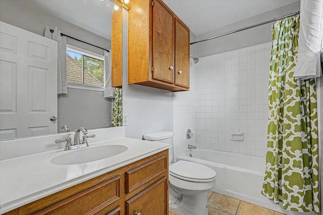 410 Crestwood Drive, El Lago, TX 77586