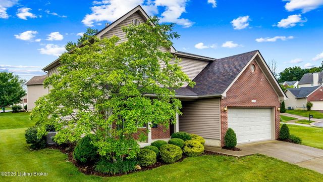 15629 Beckley Hills Dr, Louisville, KY 40245