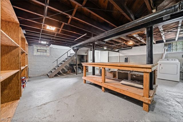 3326 Dellwood Road, Cleveland Heights, OH 44118