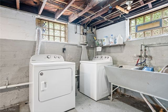 3326 Dellwood Road, Cleveland Heights, OH 44118
