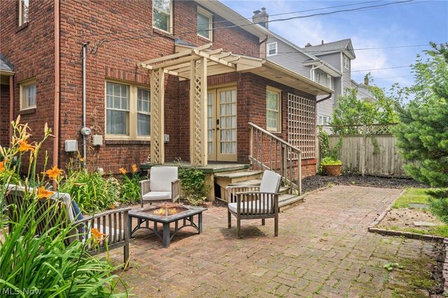 3326 Dellwood Road, Cleveland Heights, OH 44118