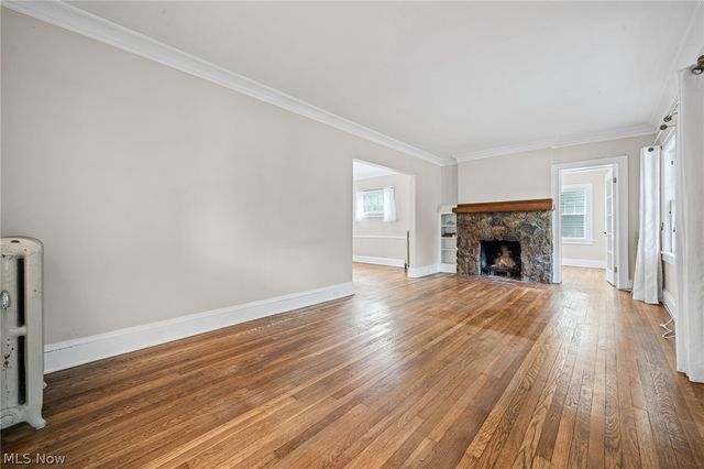 3326 Dellwood Road, Cleveland Heights, OH 44118
