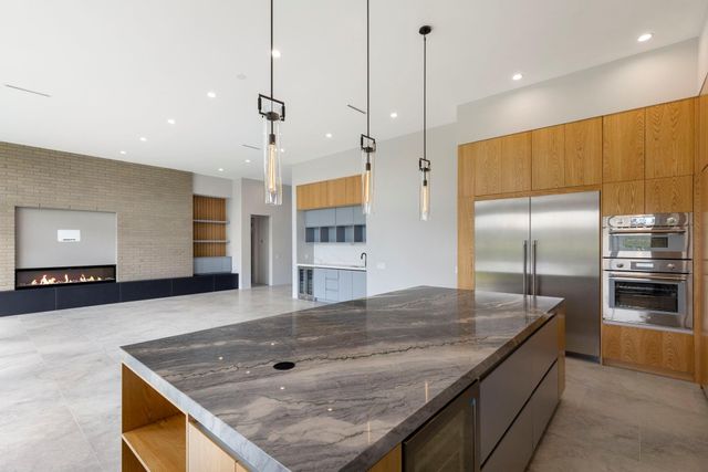 51 Huntsmans Horn Circle, The Woodlands, TX 77380