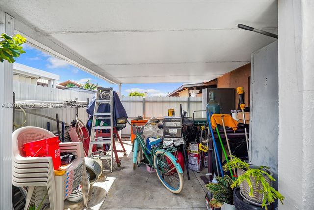 125 SW 116th Ct, Sweetwater, FL 33174