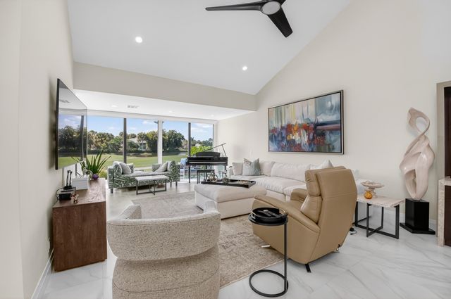 19530 Sawgrass Drive 1501, Boca Raton, FL 33434