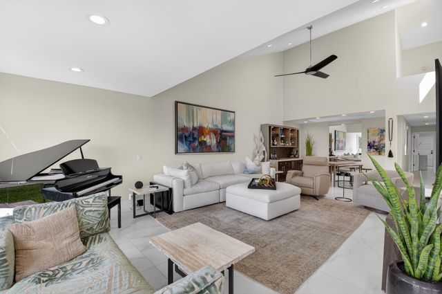 19530 Sawgrass Drive 1501, Boca Raton, FL 33434