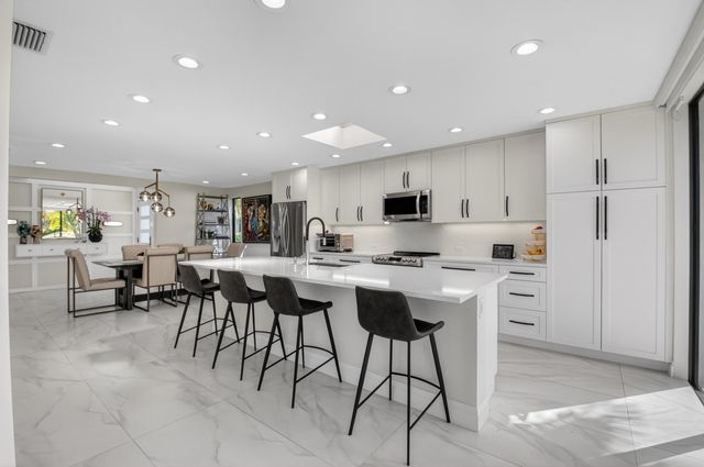 19530 Sawgrass Drive 1501, Boca Raton, FL 33434