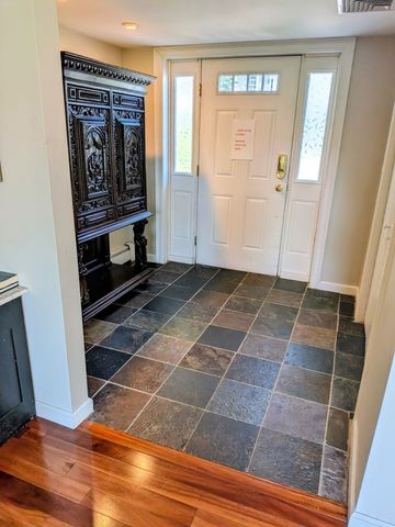 12 Andrews Street, Gloucester, MA 01930