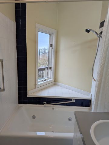 12 Andrews Street, Gloucester, MA 01930