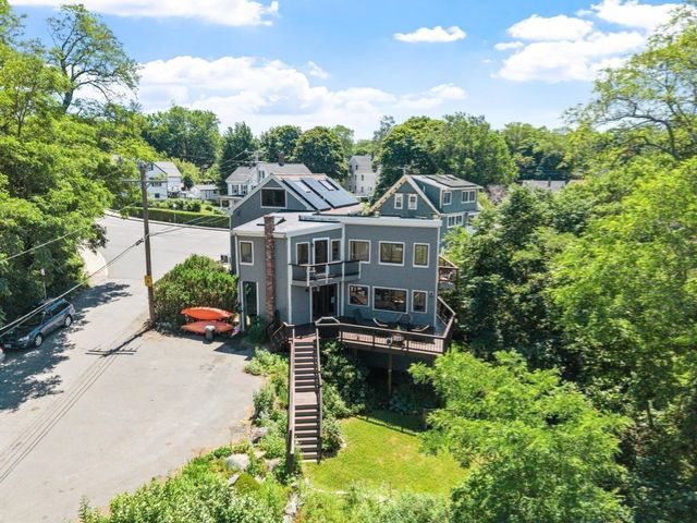 12 Andrews Street, Gloucester, MA 01930