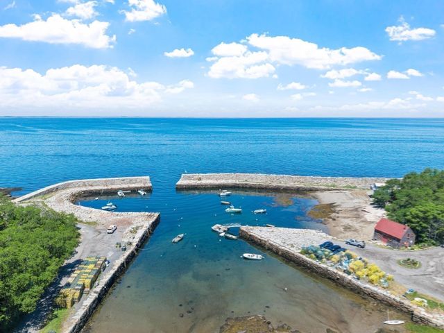12 Andrews Street, Gloucester, MA 01930