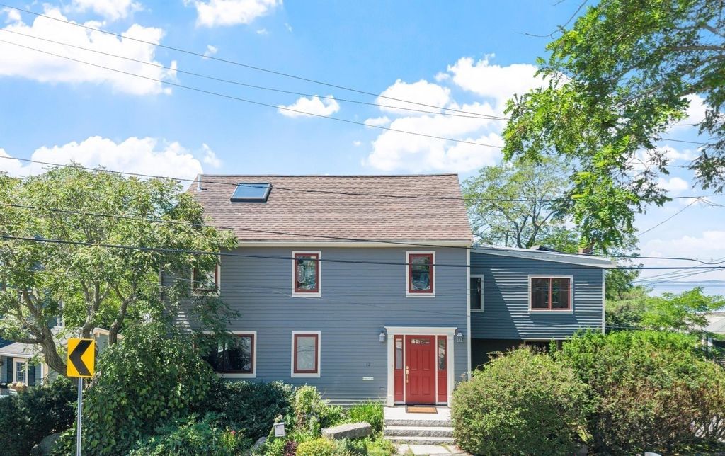 12 Andrews Street, Gloucester, MA 01930