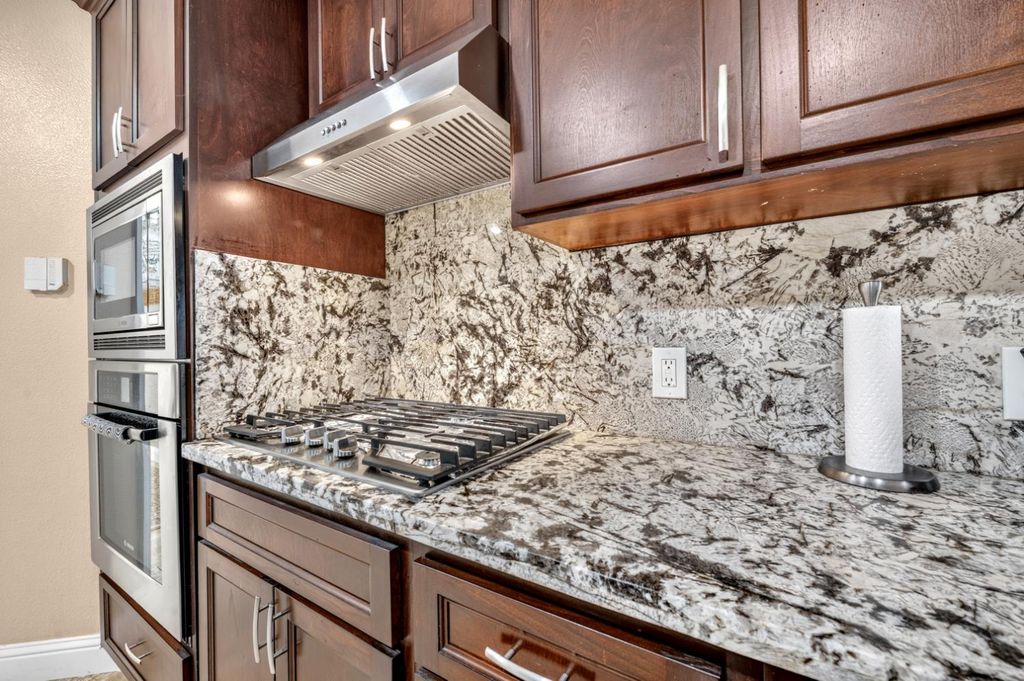 Image 12 of property listing at 1450 Nelson Boulevard, Selma, CA 93662