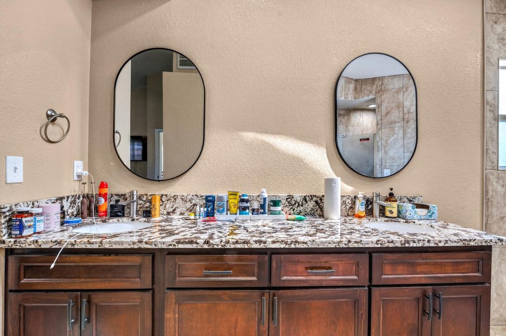 Image 19 of property listing at 1450 Nelson Boulevard, Selma, CA 93662