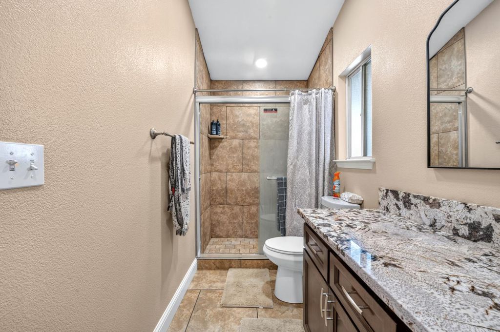 Image 23 of property listing at 1450 Nelson Boulevard, Selma, CA 93662