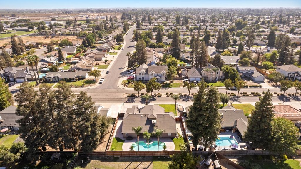 Image 33 of property listing at 1450 Nelson Boulevard, Selma, CA 93662