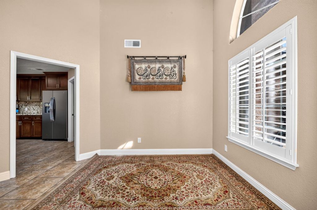 Image 6 of property listing at 1450 Nelson Boulevard, Selma, CA 93662