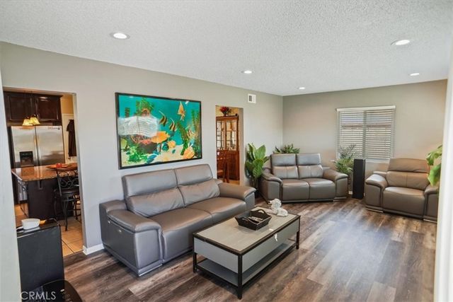 41537 47th Street W, Lancaster, CA 93536