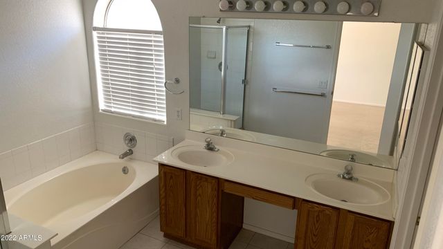 18207 N 5th Avenue, Phoenix, AZ 85023
