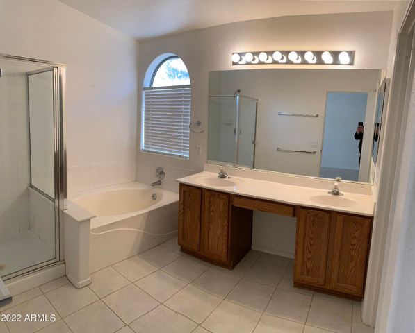 18207 N 5th Avenue, Phoenix, AZ 85023
