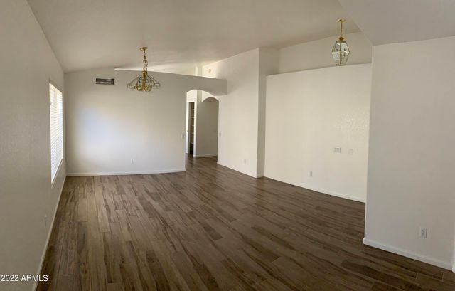 18207 N 5th Avenue, Phoenix, AZ 85023