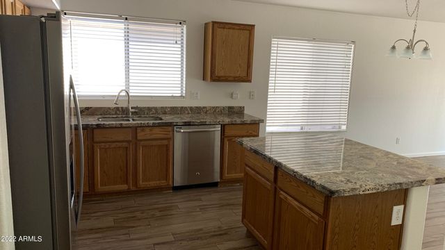 18207 N 5th Avenue, Phoenix, AZ 85023