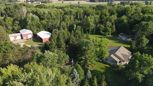 11678 E Grand River Avenue, Portland, MI 48875