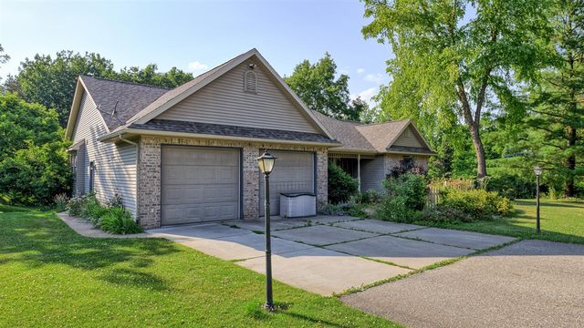 11678 E Grand River Avenue, Portland, MI 48875